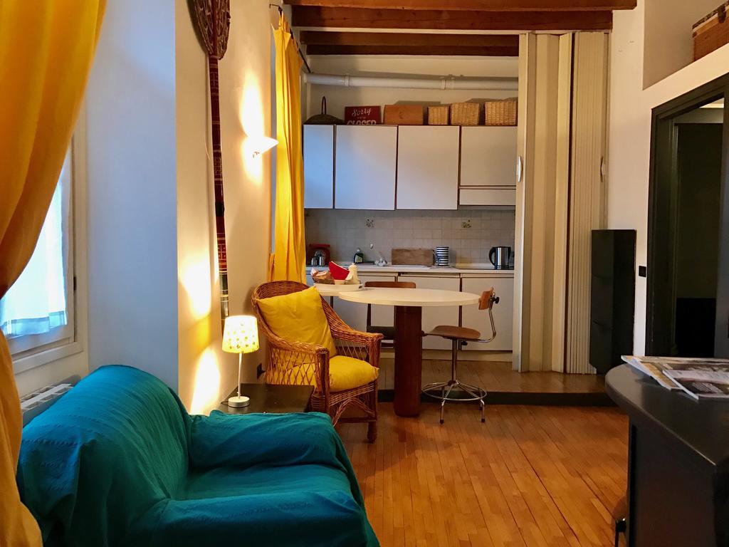 Apartament Lovelyloft - Alzaia Naviglio Mediolan Zewnętrze zdjęcie